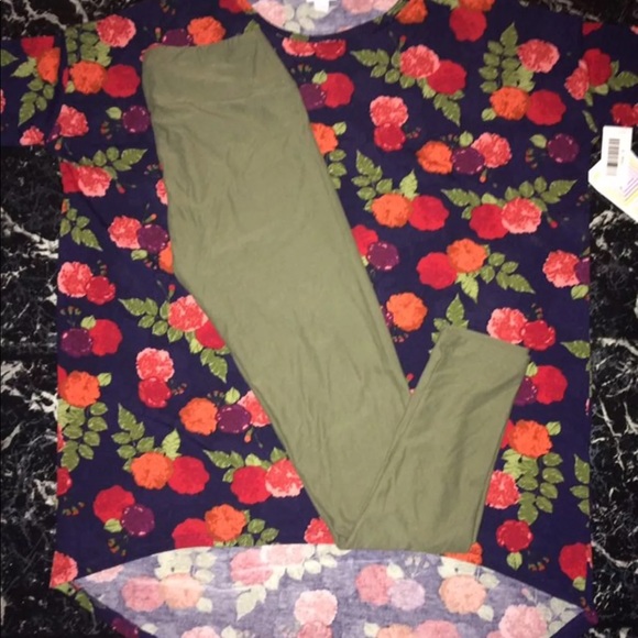 NEW! LuLaRoe S Floral Irma Simply Gorgeous! - Picture 2 of 2